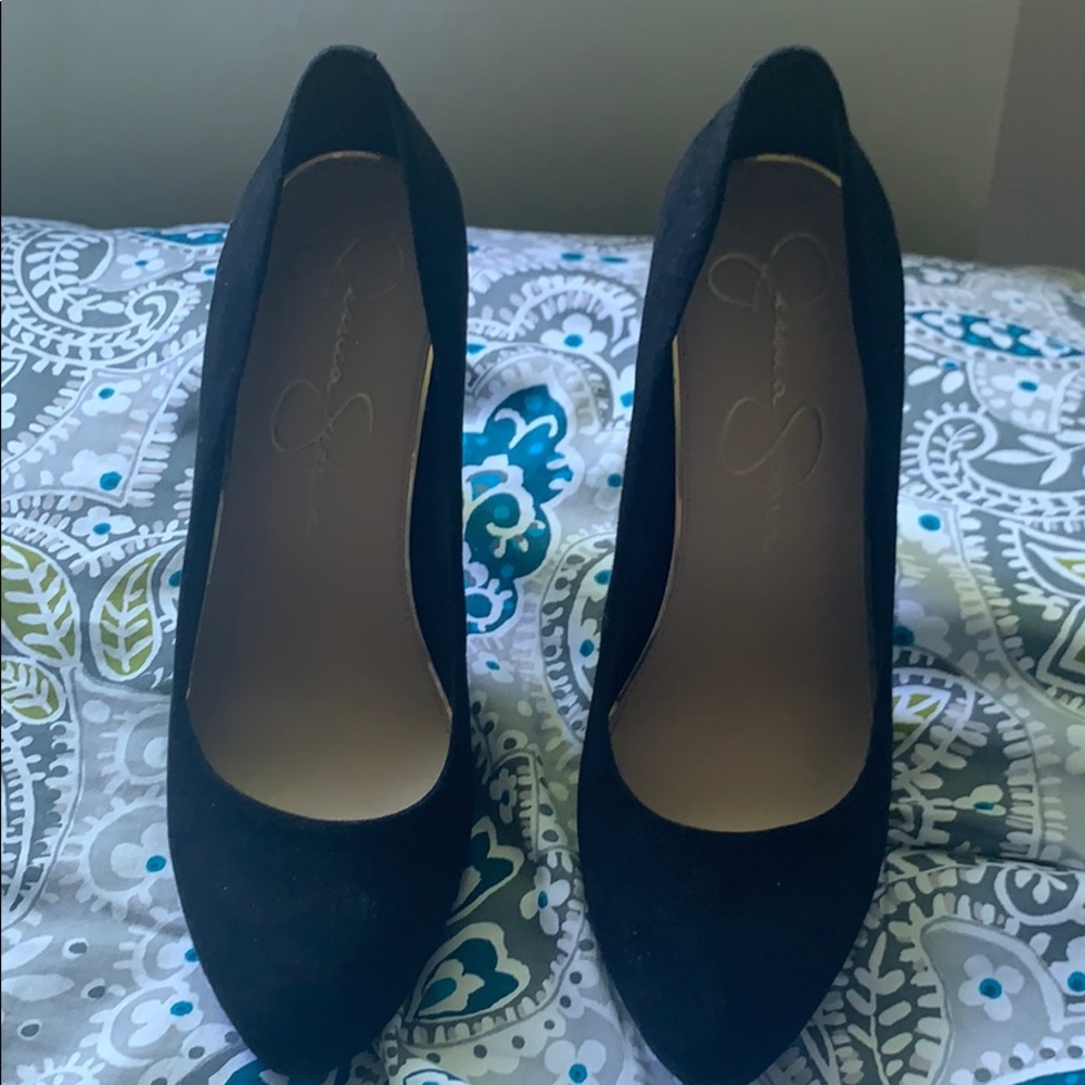 Jessica Simpson black suede pump